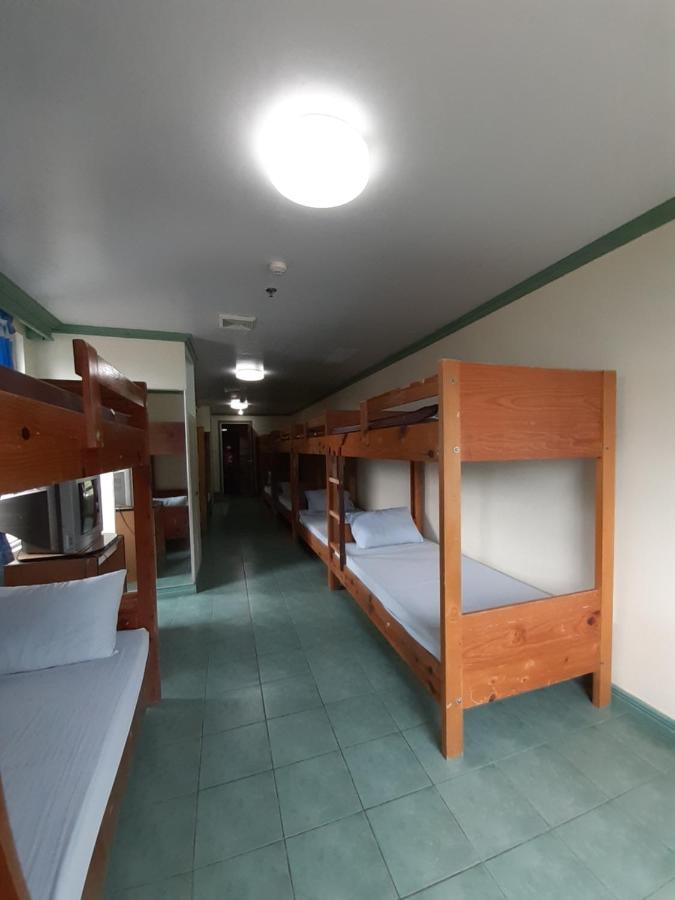 Oyo 765 Ibay Zion Hotel Багио Экстерьер фото